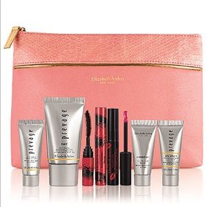 Elizabeth Arden 7 pcs sample / travel Size items